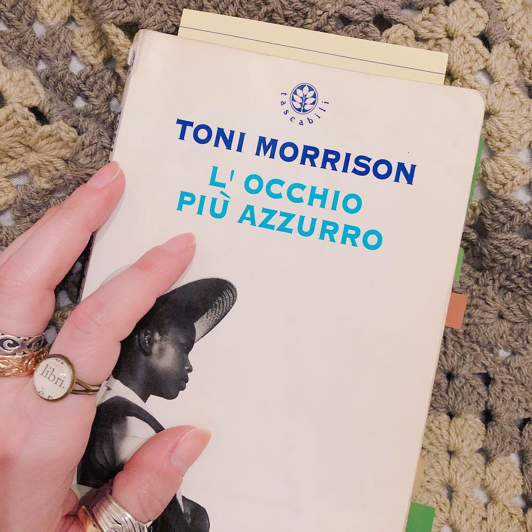 l'occhio più azzurro toni morrison frasinelli